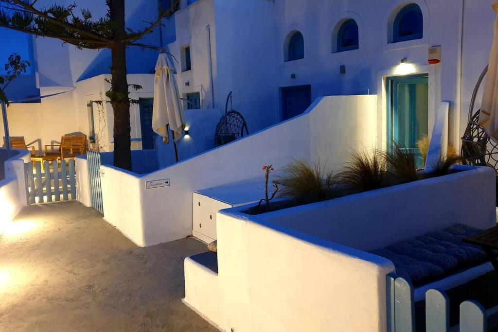 Euphoria Suites & Deluxe Studios Fira  Luaran gambar